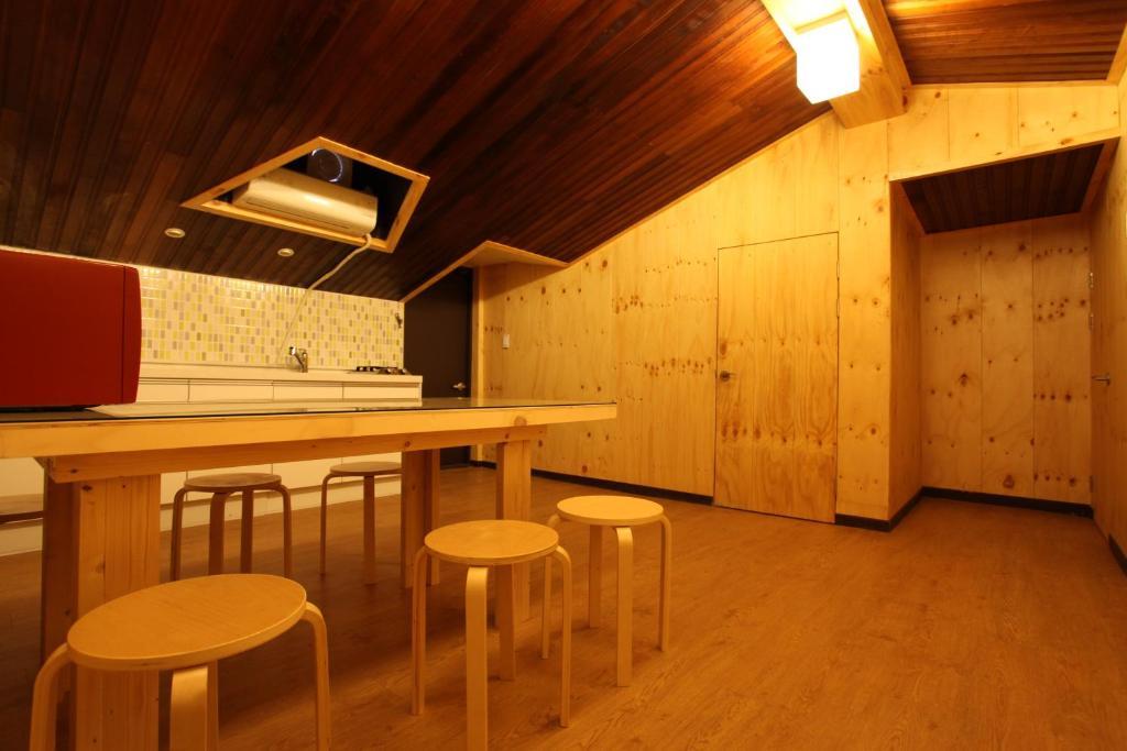 Gangnam L Apartment *