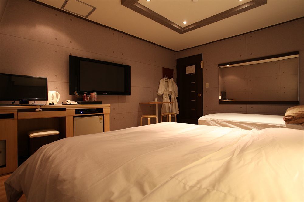 Apartment Gangnam L *
